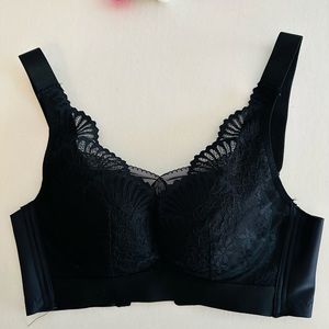 Black Bra  ultra thin Wireless  Sexy Lingerie. Size 34/75C